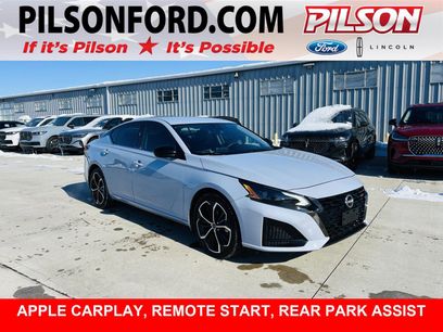 Used 2023 Nissan Altima 2.5 SR