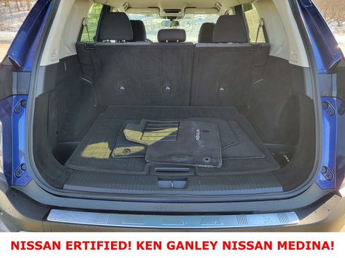 Certified 2023 Nissan Rogue SV image 42