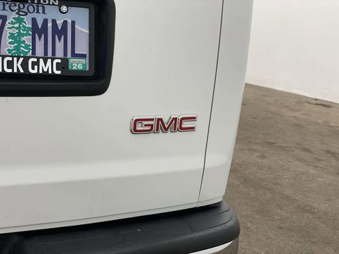 Used 2019 GMC Savana 2500 w/ Driver Convenience Package image 10