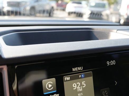 Used 2025 Nissan Frontier SV RWD image 39