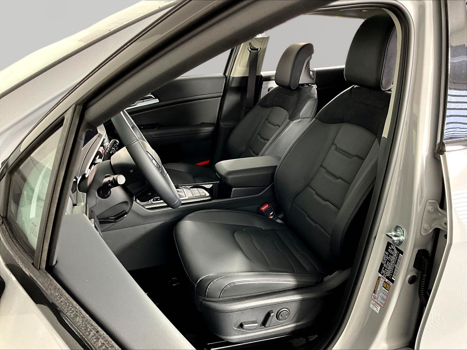 New 2027 Kia Sportage SX FWD image 17