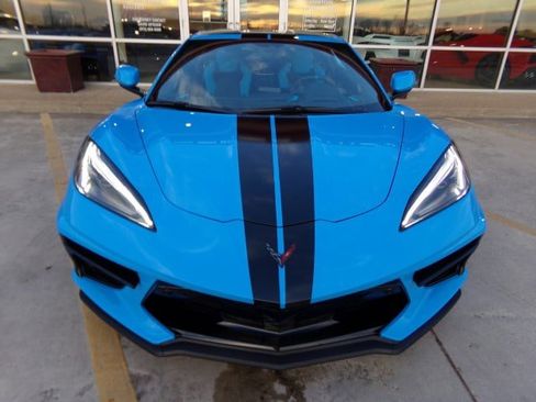 Used 2021 Chevrolet Corvette Stingray Premium Cpe w/ Z51 Performance Package image 2