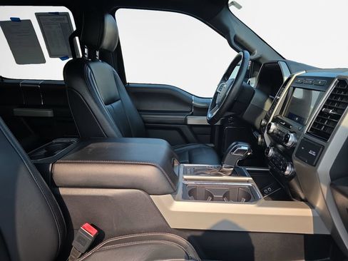 Used 2020 Ford F150 Lariat w/ Equipment Group 502A Luxury AWD/4WD image 26