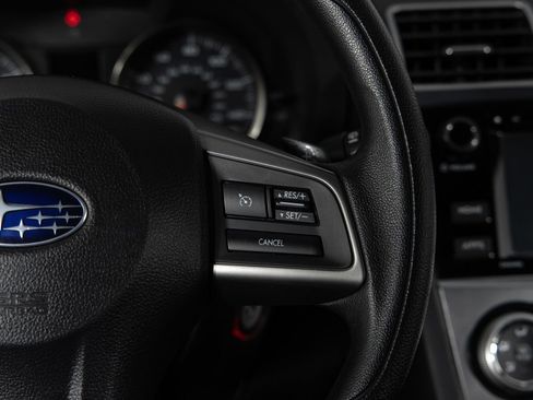 Used 2015 Subaru Crosstrek 2.0i Premium image 31