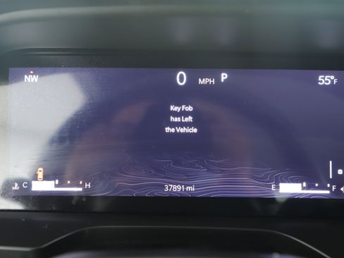 Certified 2021 Jeep Grand Cherokee L Laredo w/ Luxury Tech Group I image 17