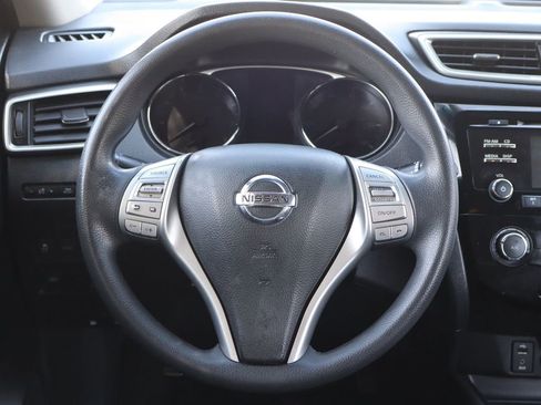 Used 2015 Nissan Rogue S AWD/4WD image 17