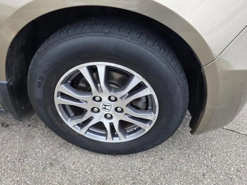 Used 2011 Honda Odyssey EX image 41