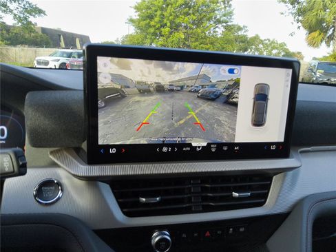 New 2026 Ford Explorer Active RWD image 36