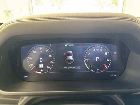 Used 2020 Land Rover Defender 110 SE AWD/4WD image 24