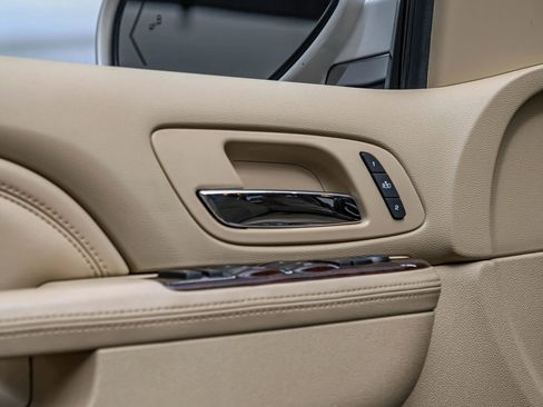Used 2012 Cadillac Escalade Premium AWD/4WD image 53
