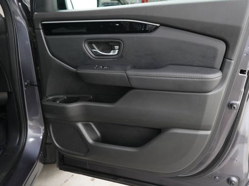 Used 2023 Honda Pilot EX-L image 9