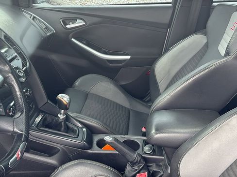Used 2013 Ford Focus ST image 23