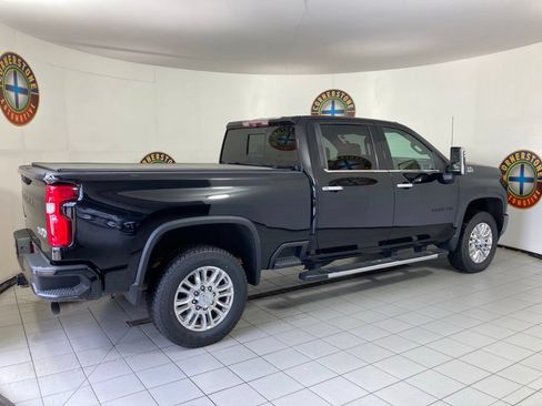 Used 2020 Chevrolet Silverado 2500 High Country w/ Technology Package AWD/4WD image 24