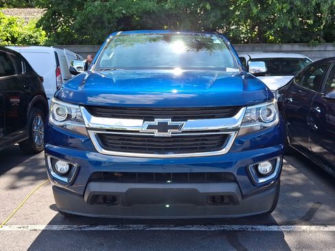 Used 2019 Chevrolet Colorado LT w/ Luxury Package, Chrome AWD/4WD image 2