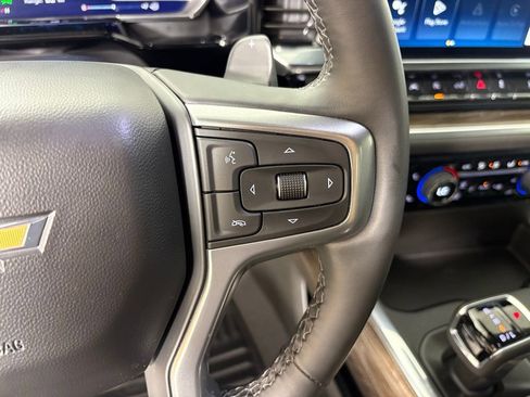 Used 2024 Chevrolet Silverado 1500 LT image 21