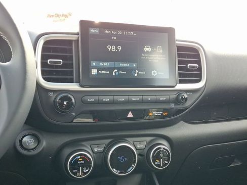 New 2026 Hyundai Venue SEL FWD image 9