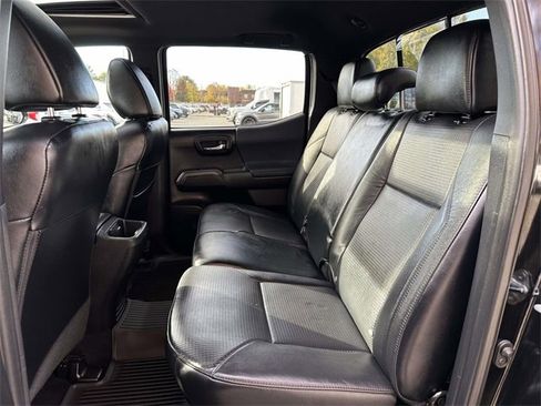 Used 2022 Toyota Tacoma TRD Sport w/ TRD Premium Sport Package image 26