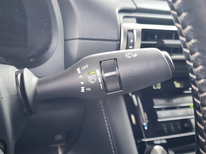Used 2022 Lexus IS 350 F Sport w/ Navigation Package AWD/4WD image 34