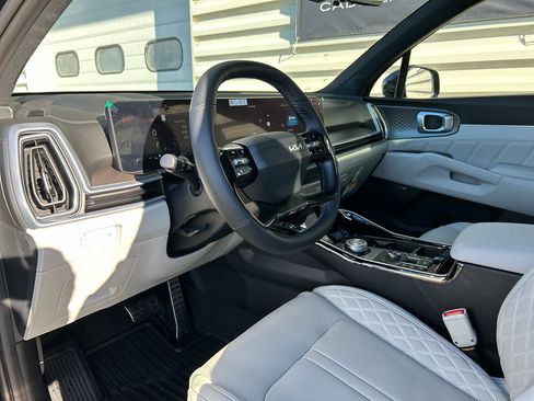 New 2026 Kia Sorento SX Prestige image 10