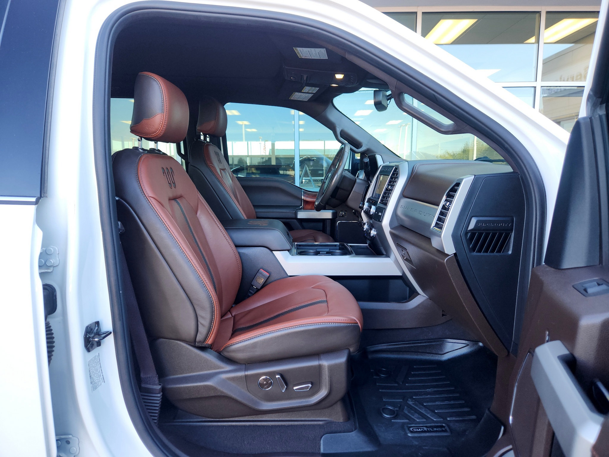 Used 2020 Ford F350 King Ranch w/ King Ranch Ultimate Package AWD/4WD image 37
