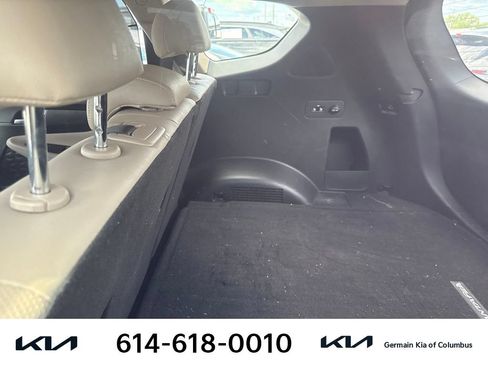 Used 2020 Hyundai Santa Fe SEL w/ Convenience + Premium Package FWD image 11