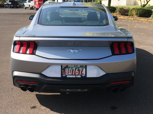 Used 2024 Ford Mustang Premium w/ 2.3L High Performance Package RWD image 5