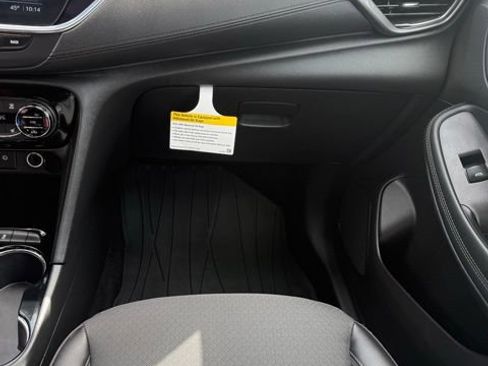 Used 2023 Buick Encore GX Select w/ Safety Package II AWD/4WD image 31