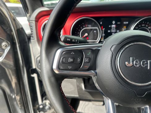 Used 2020 Jeep Wrangler Unlimited Rubicon AWD/4WD image 31