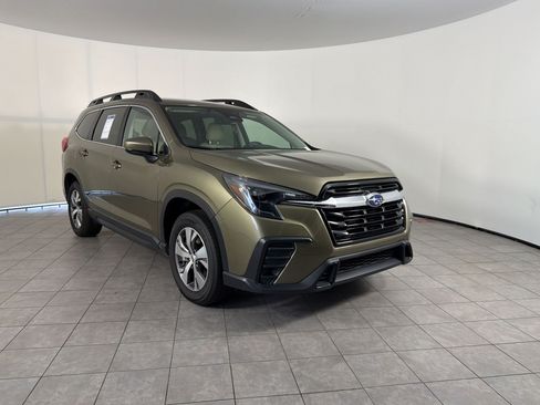 Used 2025 Subaru Ascent Premium AWD/4WD image 7