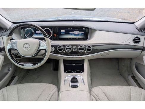 Used 2016 Mercedes-Benz S 550 4MATIC Sedan w/ Premium Package image 32