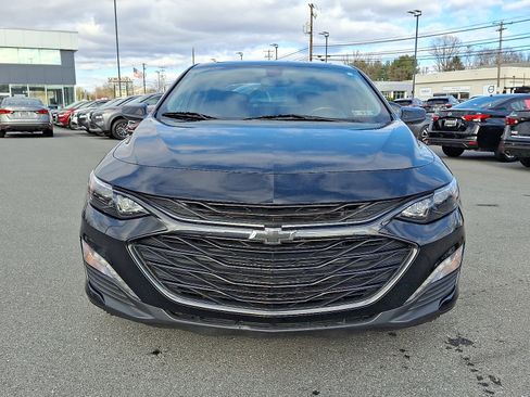 Used 2022 Chevrolet Malibu LT w/ Midnight Edition image 2