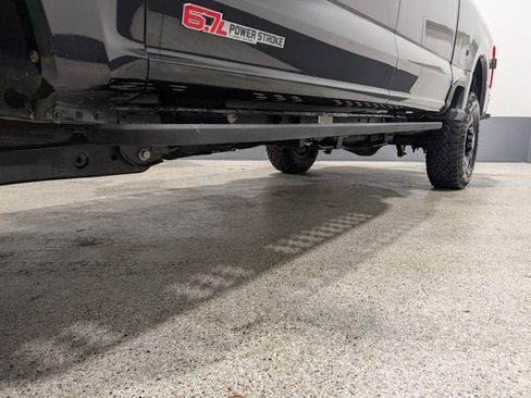 Used 2024 Ford F250 Platinum w/ Tremor Off-Road Package image 9