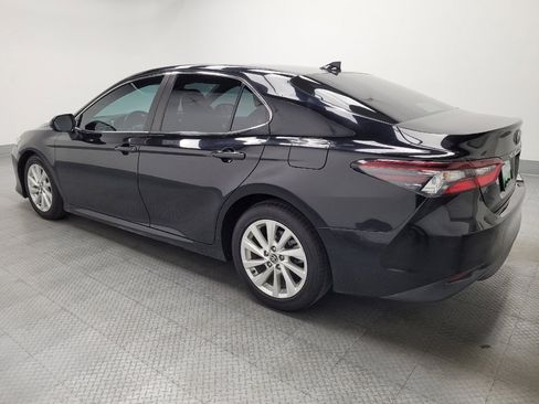 Used 2023 Toyota Camry LE image 3