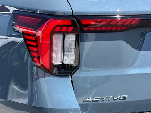 New 2026 Ford Explorer Active w/ Active Comfort Package RWD image 27