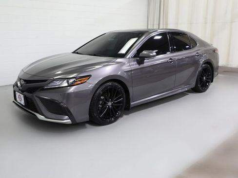 Used 2023 Toyota Camry XSE w/ Navigation Package AWD/4WD image 17