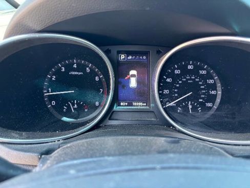 Used 2017 Hyundai Santa Fe Sport w/ Cargo Package FWD image 15