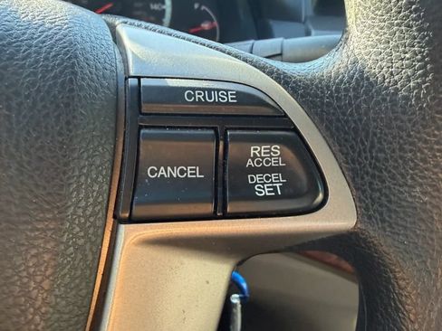 Used 2012 Honda Accord EX image 21