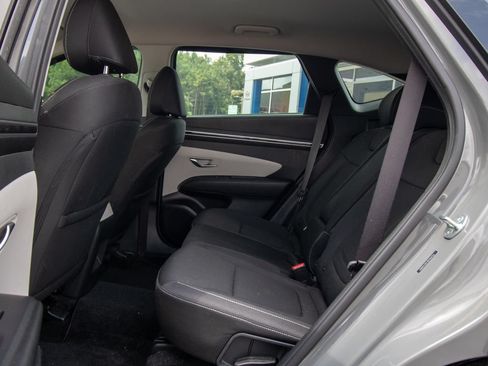Used 2024 Hyundai Tucson SE FWD image 9