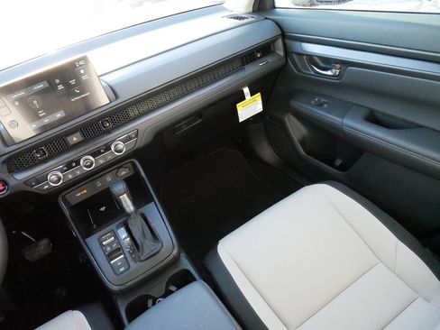 Certified 2026 Honda CR-V EX image 11