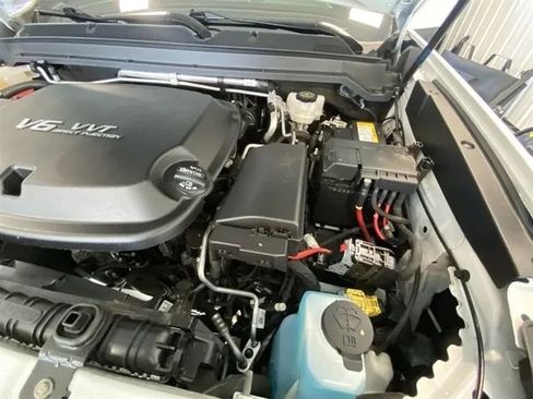 Used 2022 Chevrolet Colorado LT w/ LT Convenience Package AWD/4WD image 40