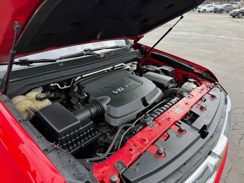 Used 2015 Chevrolet Colorado LT w/ LT Convenience Package image 32