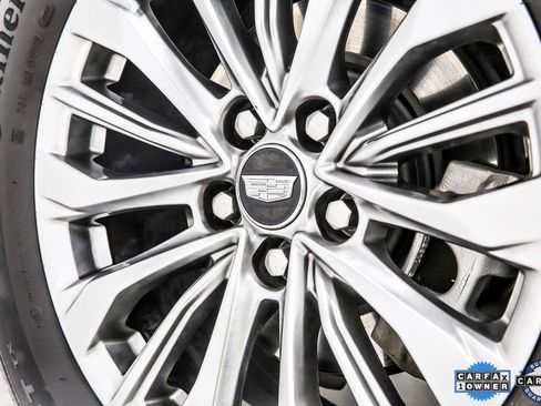 Used 2024 Cadillac XT4 Premium Luxury image 40