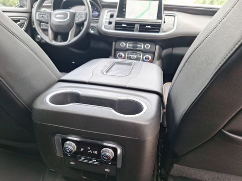 Used 2023 GMC Yukon AT4 w/ AT4 Premium Plus Package AWD/4WD image 34