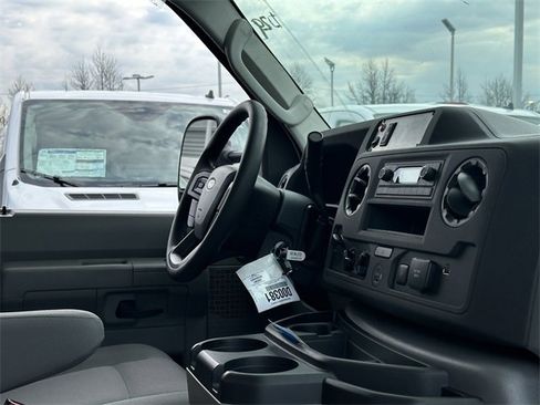 New 2026 Ford E-350 and Econoline 350 Super Duty w/ Power Equipment Group image 50