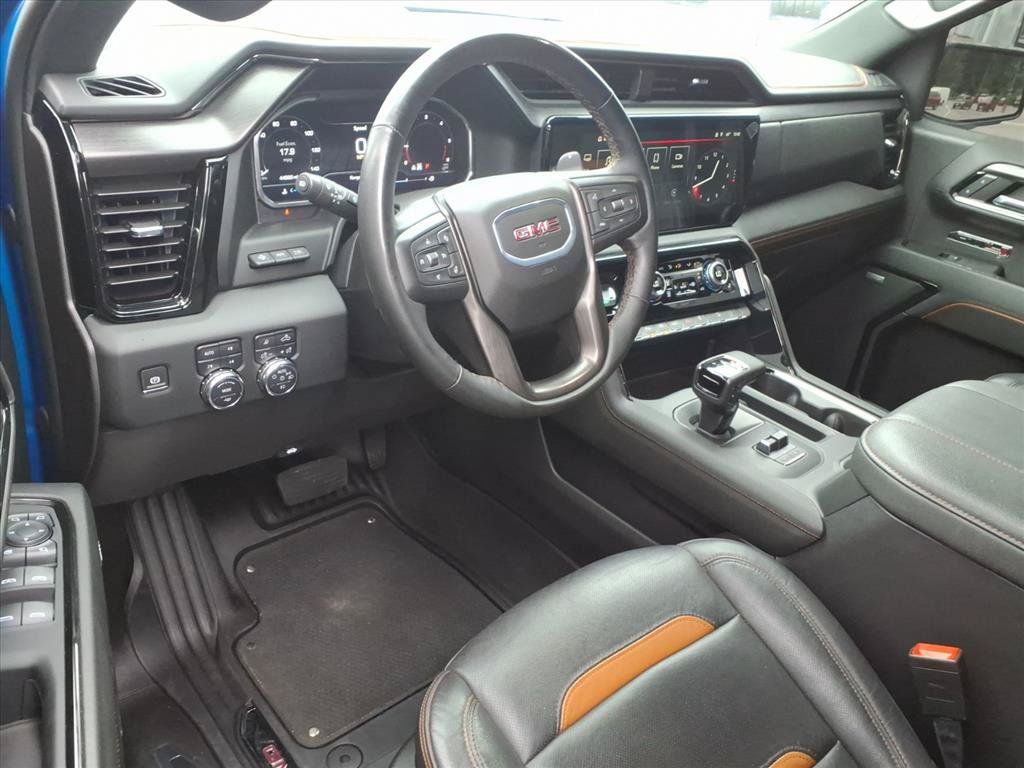 Used 2024 GMC Sierra 1500 AT4 w/ Technology Package AWD/4WD image 20