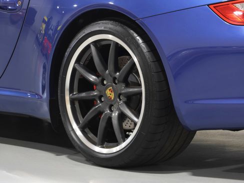Used 2007 Porsche 911 Carrera S RWD image 8