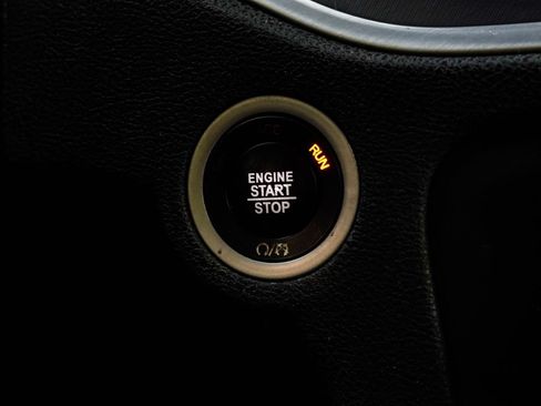 Used 2020 Dodge Charger GT RWD image 28