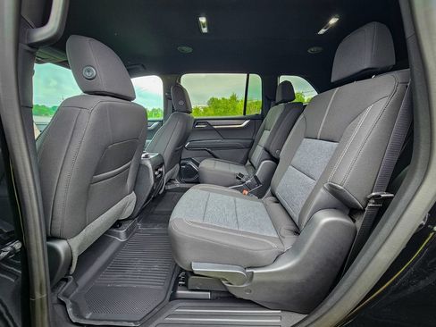 New 2026 GMC Acadia Elevation w/ LPO, Floor Liner Package AWD/4WD image 32