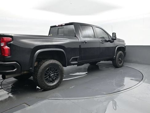 Used 2024 Chevrolet Silverado 2500 ZR2 w/ Technology Package AWD/4WD image 23