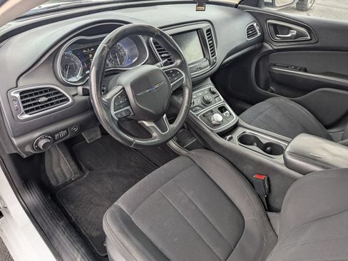 Used 2015 Chrysler 200 Limited w/ Convenience Group FWD image 13